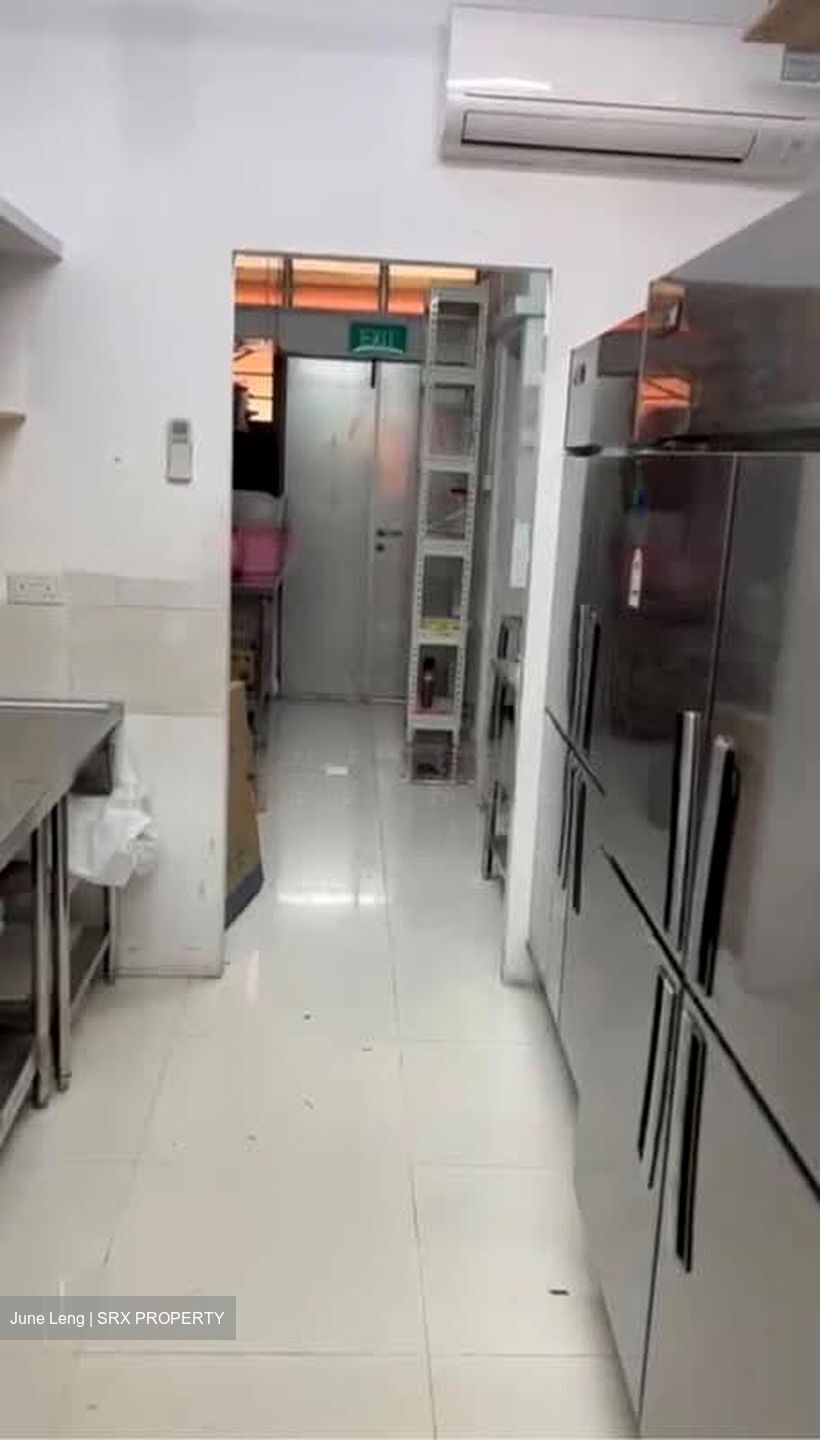 Kreta Ayer Road (D2), Shop House #537365211